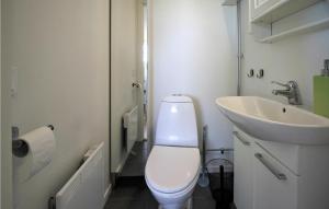 Beautiful Home In Grimslöv With Sauna