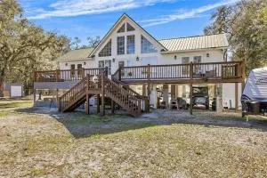 Suwannee River Luxury Home - Steinhatchee