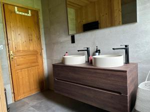 Chalet dans un écrin de verdure avec SPA privatif