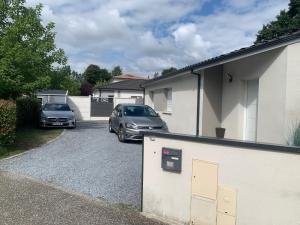 Maisons de vacances Jolie maison contemporaine avec piscine : photos des chambres