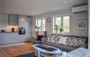 Awesome Home In Backaryd