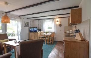 2 Bedroom Nice Home In Mariendorf