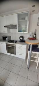 Apartment Paola Novalja,Wifi,Free Parking 