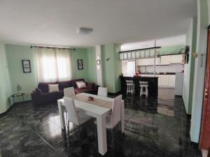 Cheyma Home 3º: Amplio apartamento en Alcalá