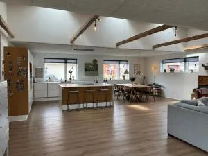 Hus tæt ved havn og strand - Thyborøn