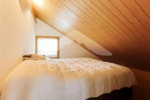 Résidence Le Vallon - Appartement 4 pièces avec mezzanine pouvant accueillir jusquà 6 personnes situé à Méribel centre proche des commerces et des pi MAE-1715