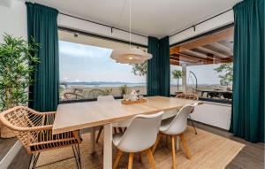 Beautiful Home In Zadar With Sauna