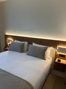 Hotels Hotel Le Relais des Brasseurs - Aubagne : photos des chambres