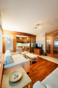 Central Charm Haven 