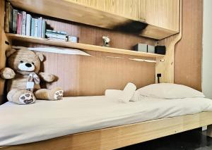 Résidence Lot 300 A Et B - Appartement 2 pièces 4 personnes proche des pistes et des commerces dans le quartier du Lavachet. Situé au 4ème étage dune rési MAE-1926