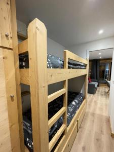 Résidence Le Lac Blanc - Studio 4 personnes à MOTTARET au pied des pistes et des commerces MAE-1985