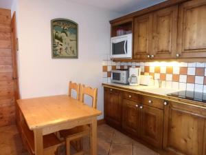 Résidence Bergerie Des 3 Vallees D - Joli appartement 3 pièces 4 personnes situé sur Les Allues dans un quartier calme MAE-2122