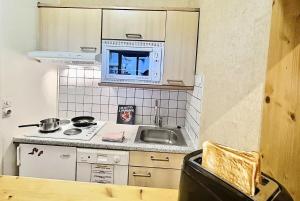 Résidence Le Pramecou - Joli studio 4 personnes à Tignes proche des pistes et des commerces dans le quartier du Val Claret. Appartement situé au 5ème ét MAE-2133