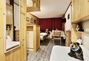 Résidence Le Pramecou - Joli studio 4 personnes à Tignes proche des pistes et des commerces dans le quartier du Val Claret. Appartement situé au 5ème ét MAE-2133