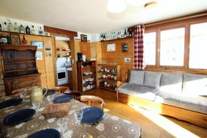 Chalets Chalet Bobech - chalet traditionnel, terrase plein sud MAE-3383 : photos des chambres