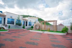 ladari apartment Gold