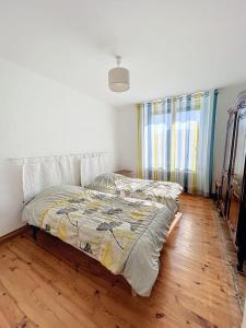 Maisons de vacances BRP Aveyron, Castan House, 5 beds : photos des chambres