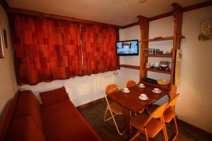 Hotels Residence Palafour - Petit studio 2 - nord vue montagne MAE-3798 : photos des chambres