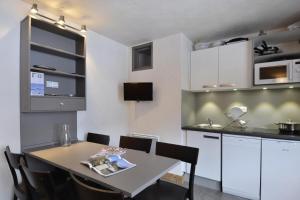 Résidence Carroley B - Appartement rénové · Proche des pistes · Vue pistes · Balcon MAE-7112