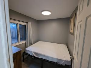 Modern Tiny Wood Cottage 03