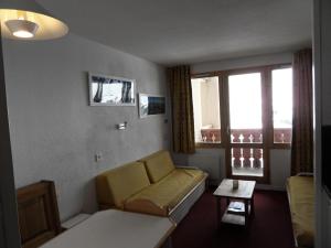 Résidence Themis - Studio fonctionnel · Accès direct aux pistes · Vue pistes · Casier à skis MAE-7133