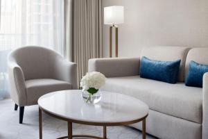 Grand Marina View Room, King bed, Club lounge access with Breakfast, Lunch & Dinner, Including direct access to Dubai Marina Mall & Marina Walk room in Address Dubai Marina