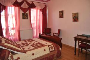 B&B / Chambres d'hotes Au Pied du Chateau : photos des chambres