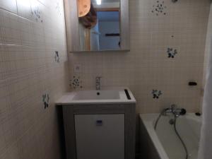 Résidence Lermitage - Appartement 2 pièces pour 4 personnes situé à Méribel centre proche des commerces et des pistes de ski MAE-3004