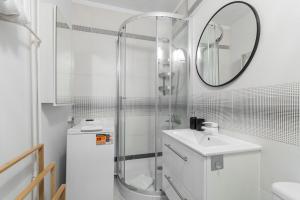 Summer 4 by Grand Apartments