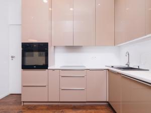 Apartment with balcony - Pawia 34 Street