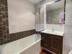 Résidence Curling B Tour - Appartement dans le secteur du Val Claret MAE-2454