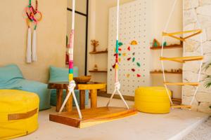 Penthouse with private jungle, pool, downtown