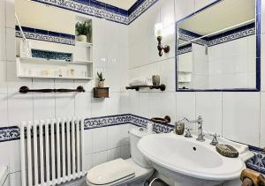 Résidence Les Hauts Lieux - Joli studio cabine 4 personnes à Tignes au pied des commerces et proche des pistes,avec vue imprenable sur le lac et le glacier MAE-2634