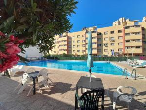 Apartment Sea View in Rincon de Loix- free parking, pool, Wi-Fi, new air conditioning