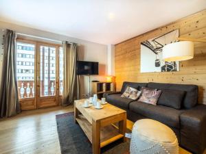 Chalet Millonex - Appartement rénové·skis aux pieds·WIFI·Balcon MAE-4984