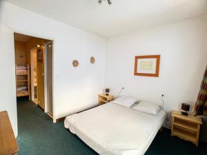 Résidence Curling B1-b2 - Deux pièces avec balcon exposé Sud MAE-2754