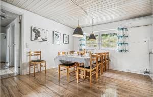 6 Bedroom Beautiful Home In Rømø