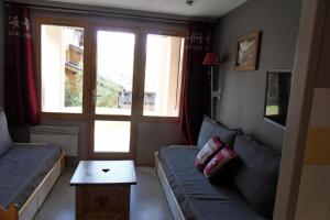 Résidence Themis - Appartement chaleureux · Ski aux pieds · Vue pistes MAE-8284