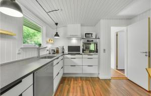 3 Bedroom Gorgeous Home In Oksbøl