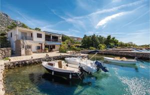 Beach Front Apartment In Ribarica