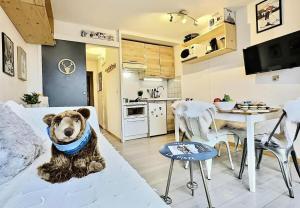 Résidence Home Club - Studio cabine très agréable, exposé plein Sud avec vue sur la Grande Motte MAE-2964