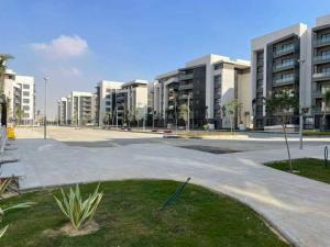 شقة في مدينتي مميزة بسعر إقتصادي