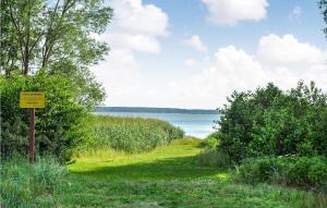 Cozy Home In Nowe Warpno With Wifi