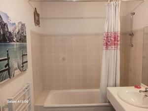 Résidence Le Bergentrum - Spacieux 3 Pièces personnes proche du funiculaire et du centre de Bourg MAE-5981