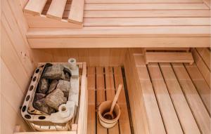 2 Bedroom Amazing Home In Ploskinia