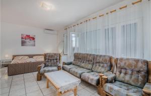 Lovely Apartment In Stara Baska 1 With Kitchen 