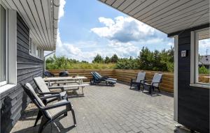 Beautiful Home In Hvide Sande With Wifi