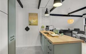 Nice Home In Hemmet With Wifi