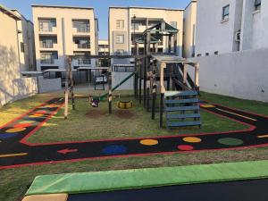 Exquisite Home In Sandton with Pool and Inverter