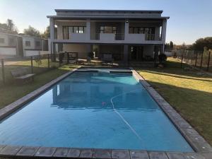 Exquisite Home In Sandton with Pool and Inverter